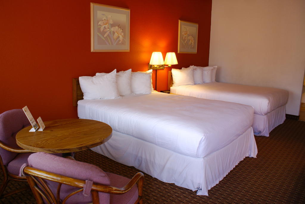 Days Inn Harbor View San Diego Zimmer foto