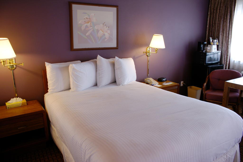 Days Inn Harbor View San Diego Zimmer foto
